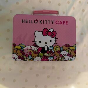 Adorable Hello Kitty Lunch Box